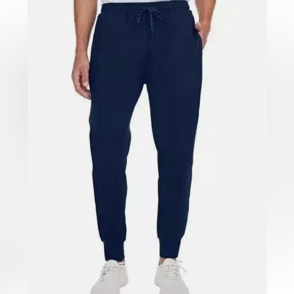 Kirkland Signature Men's Waistband Active Jogger Pants in Navy Blue - Picture 7 of 9